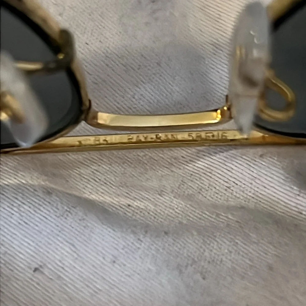 Vintage Ray Ban Aviator sunglasses Bausch & Lomb